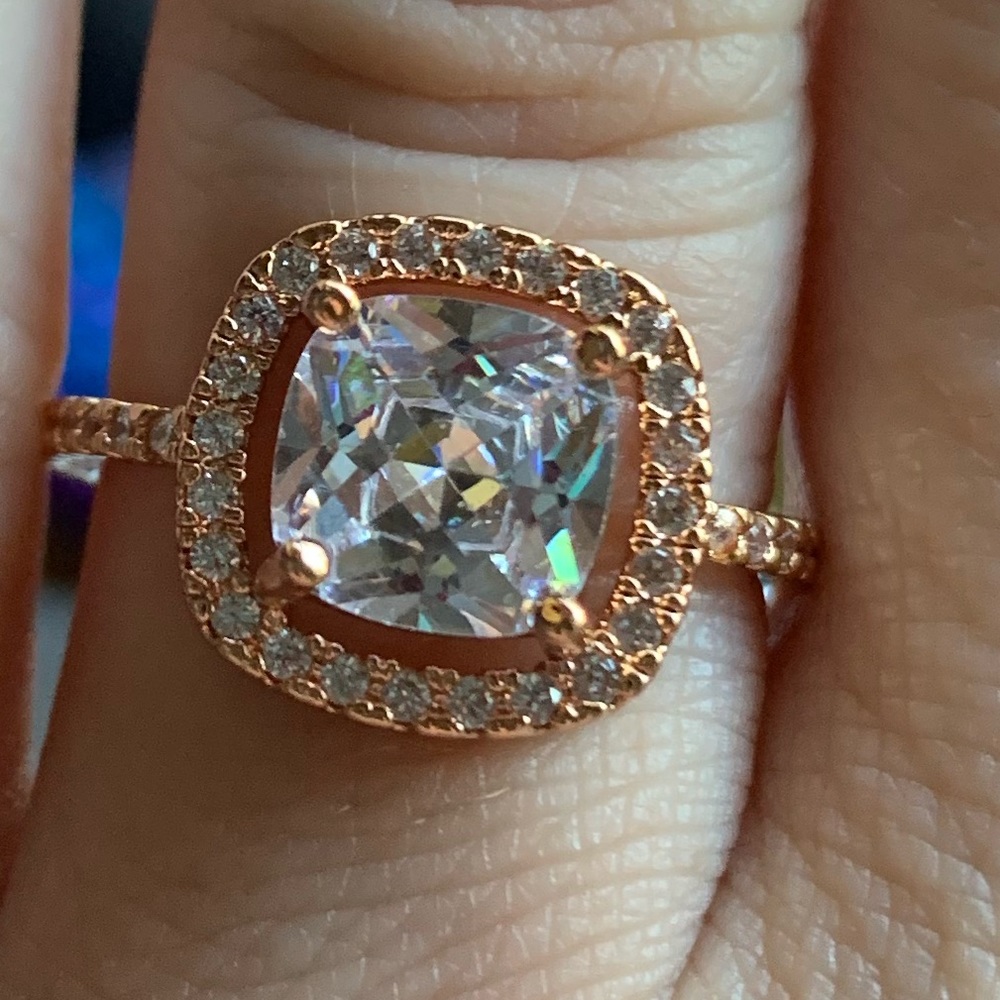 💎HPx2💎Super Gorgeos Halo Square Ring - Picture 1 of 9